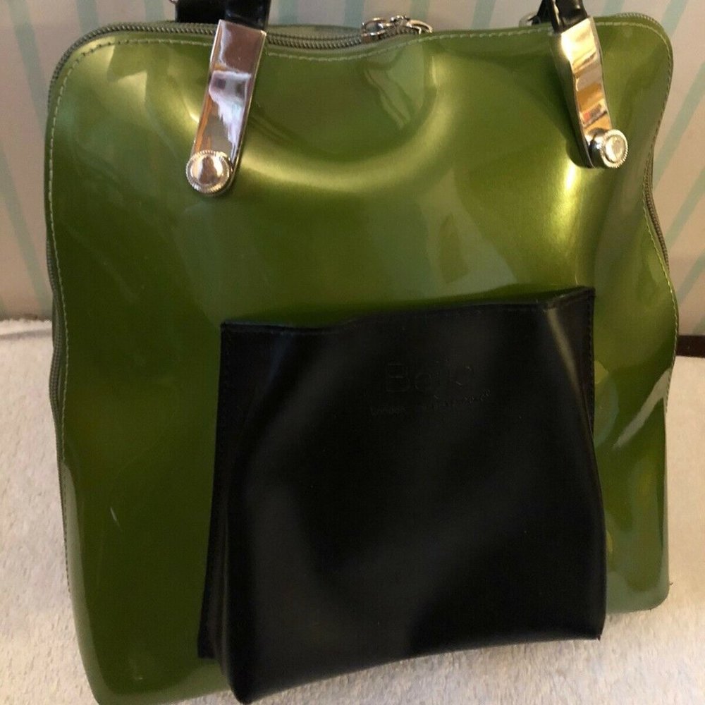 Beijo Green Shoulder Bag